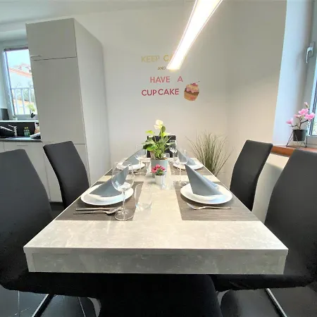 Luxus Auf 2 Etagen 3br! +netflix +high-end Ausstattung Ližnjan