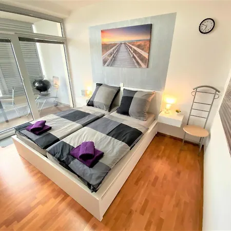 Luxus Auf 2 Etagen 3br! +netflix +high-end Ausstattung Lejlighed