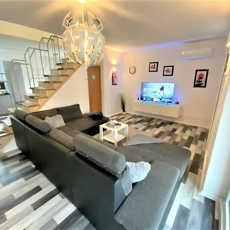 Luxus Auf 2 Etagen 3br! +netflix +high-end Ausstattung Ližnjan
