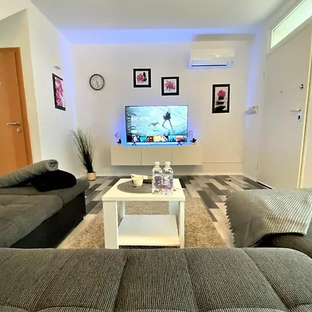 Luxus Auf 2 Etagen 3br! +netflix +high-end Ausstattung Apartmán Ližnjan