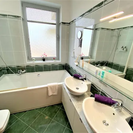 Apartmán Luxus Auf 2 Etagen 3br! +netflix +high-end Ausstattung *