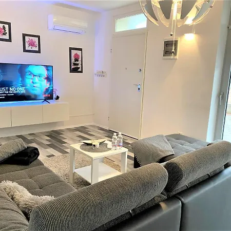 Apartmán Luxus Auf 2 Etagen 3br! +netflix +high-end Ausstattung